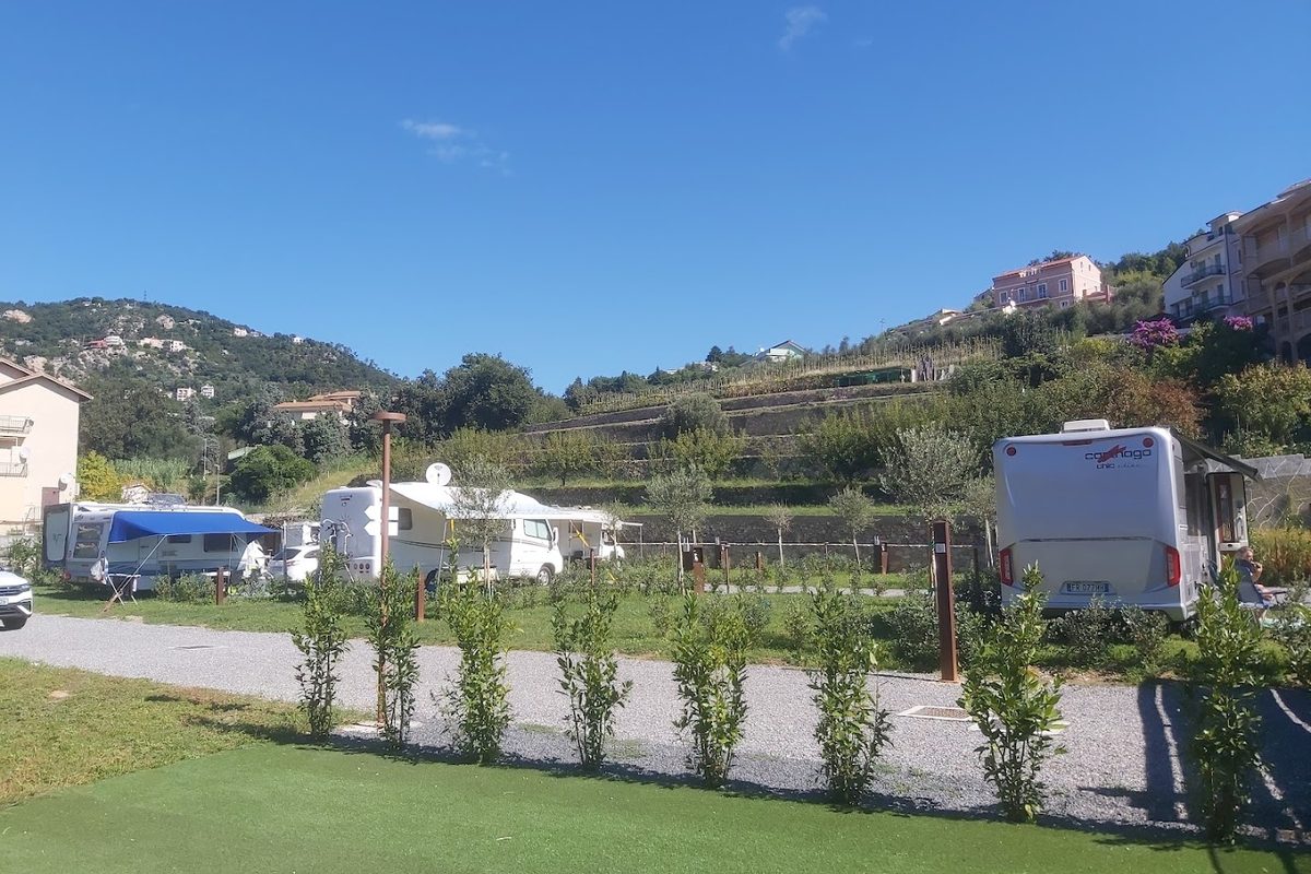 Agri-Camping La Pietra e l'Ulivo campsite in Pietra Ligure — photo 3