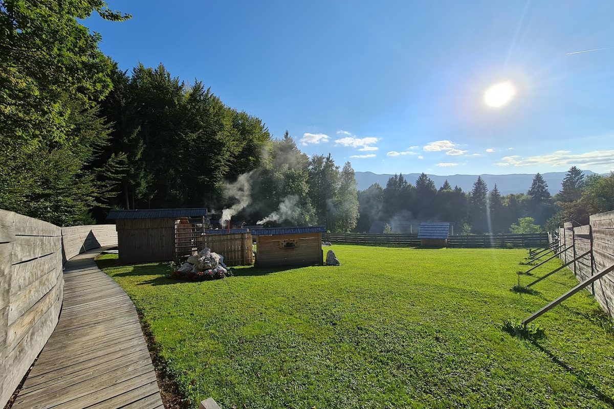 Alp Glamping Village campsite in Radovljica — photo 3