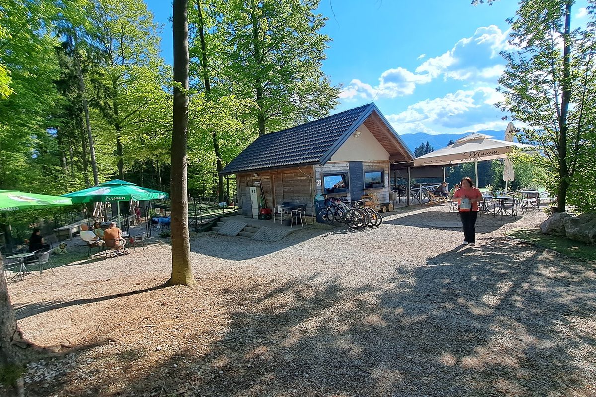 Alp Glamping Village campsite in Radovljica — photo 4