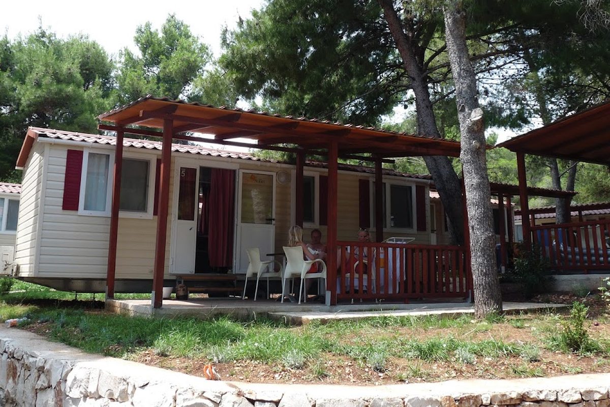 Auto Camp Rozac campsite in Okrug Gornji — photo 3