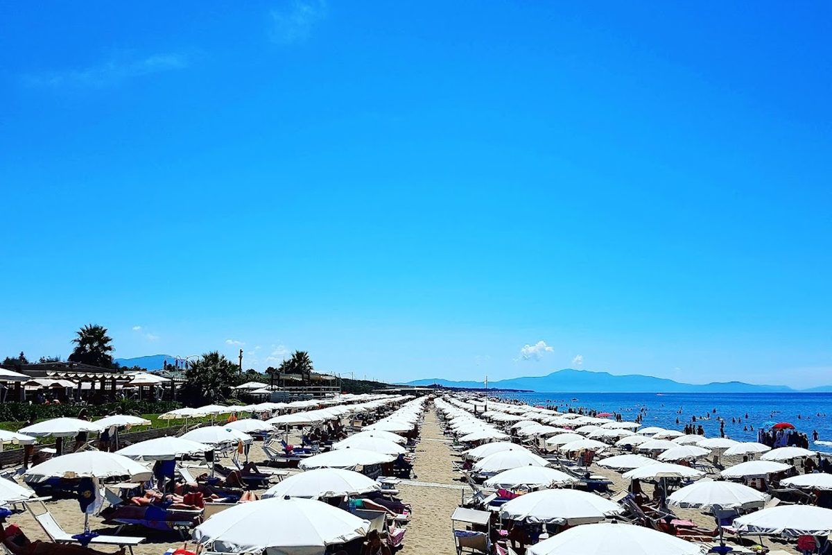 Baia dei Delfini campsite in Battipaglia — photo 2
