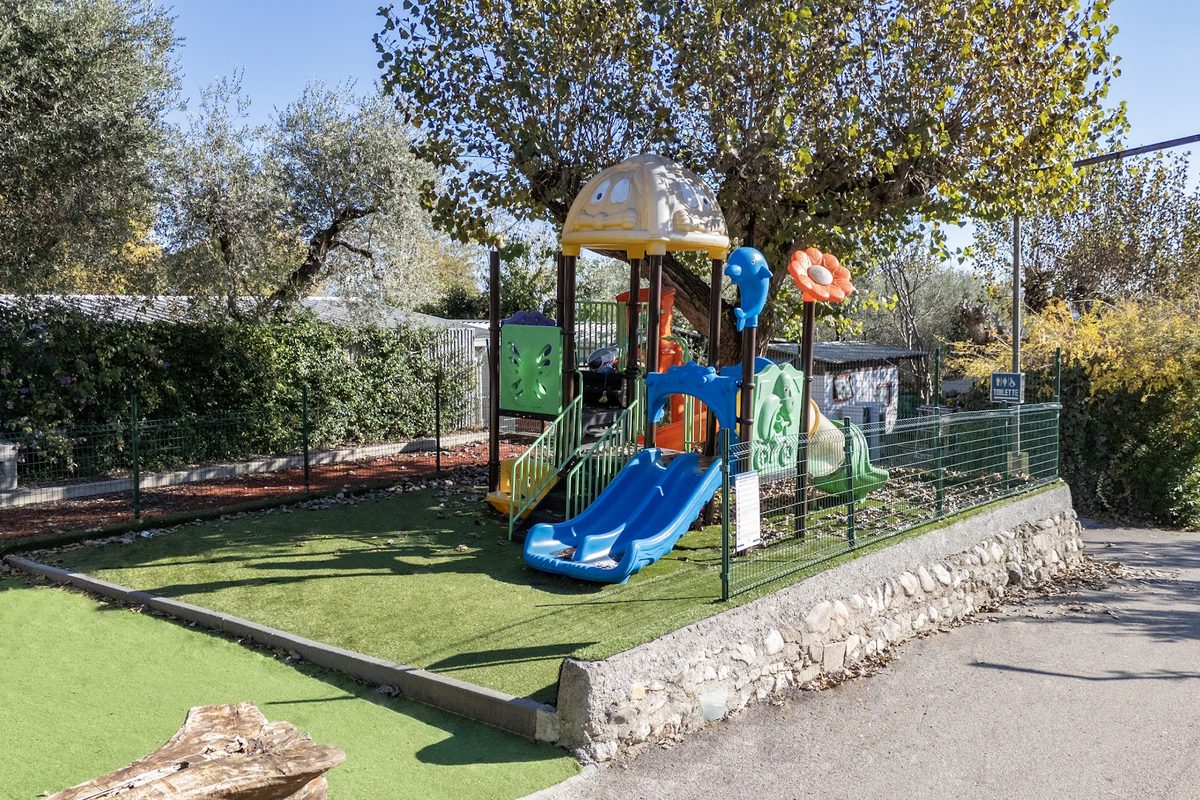 Baia Holiday Gardasee campsite in Moniga del Garda — photo 3