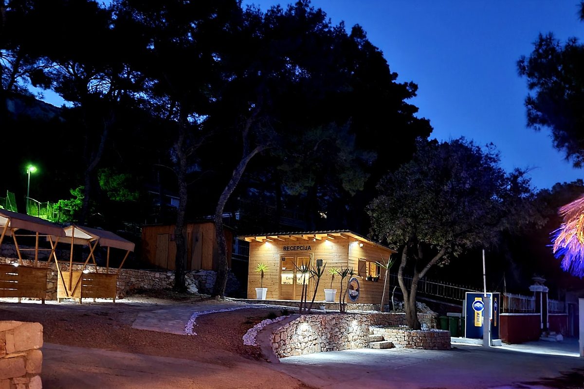 Camping Autocamp Mala Milna campsite in Hvar — photo 2