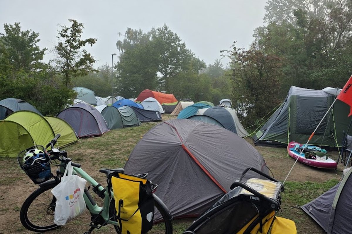 Camping Blaue Adria campsite in Altrip — photo 2