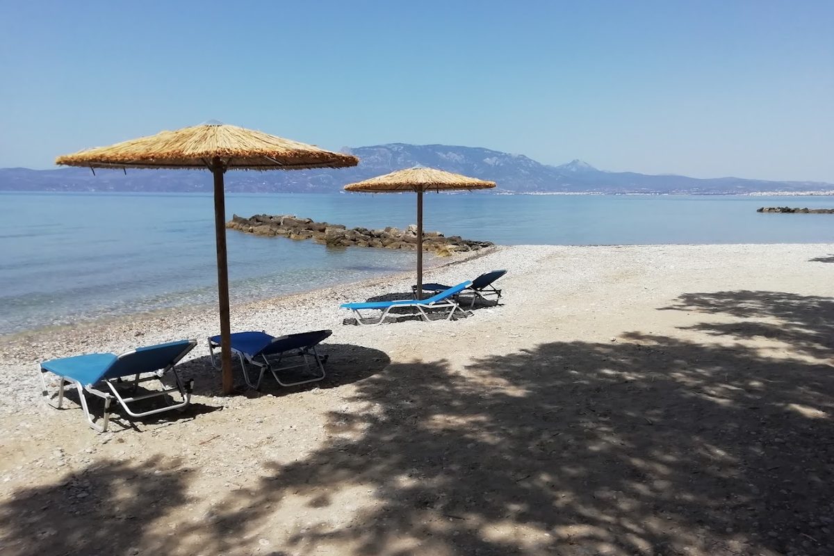 Camping Blue Dolphin campsite in Arkhaía Kórinthos — photo 2