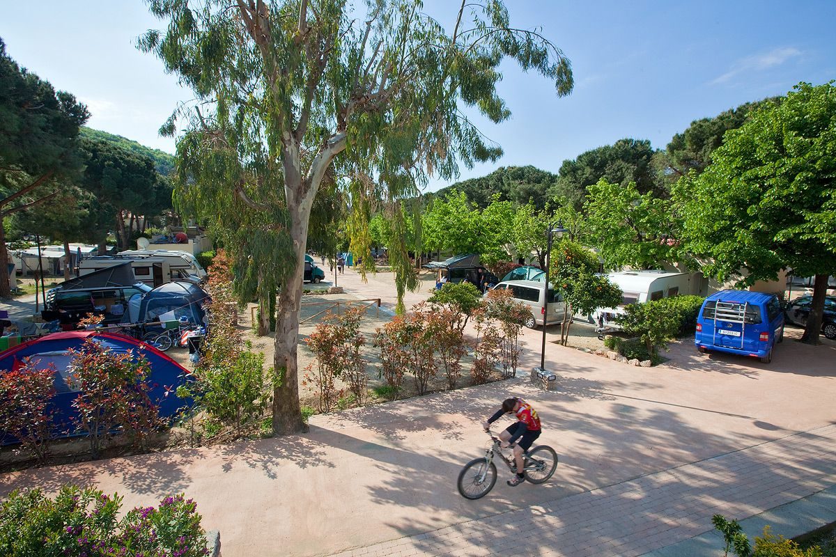 Camping Calvisio campsite in Finale Ligure — photo 2