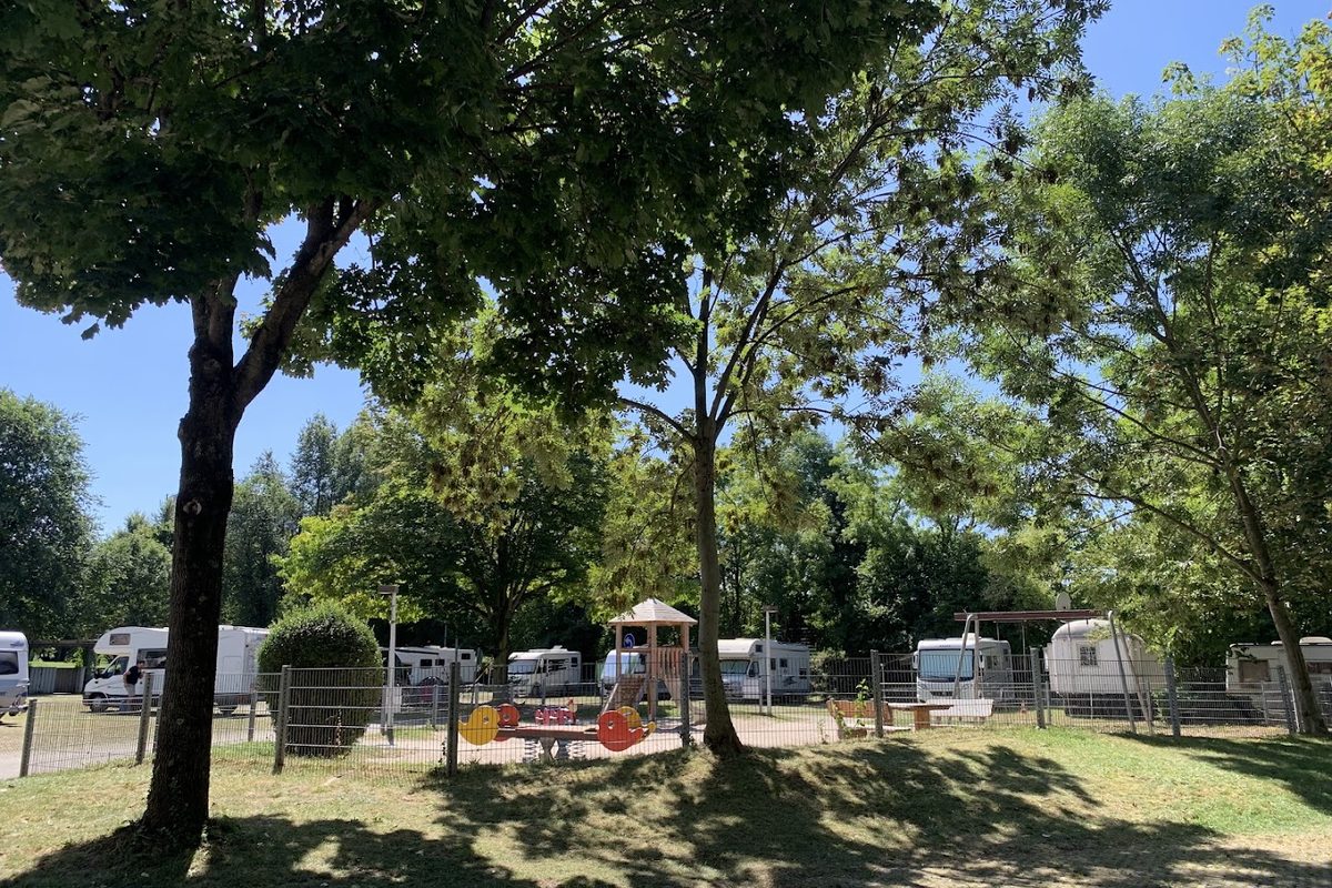 Camping Cannstatter Wasen campsite in Stuttgart — photo 2