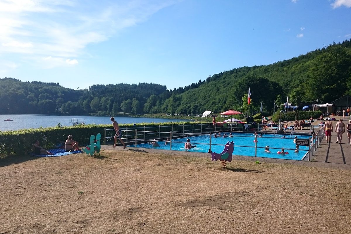 Camping Feriendorf Pulvermaar campsite in Gillenfeld — photo 3
