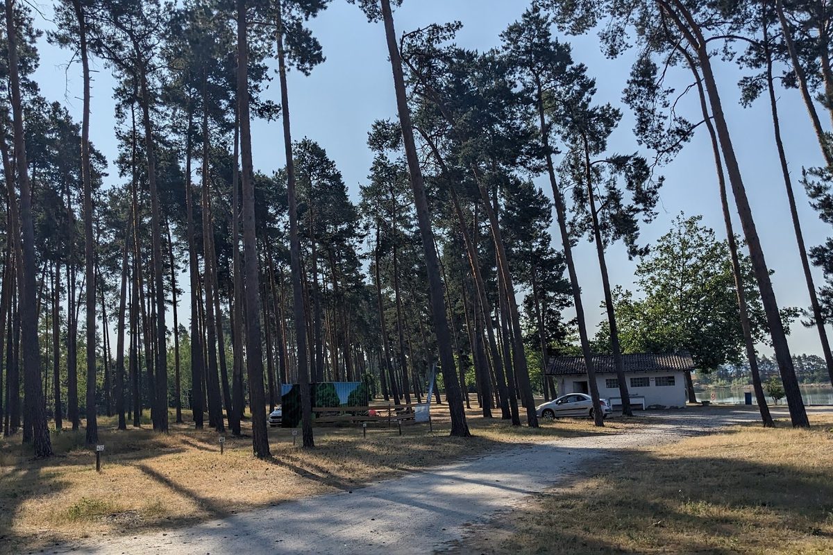 Camping Freizeitgebiet Großwelzheim campsite in Karlstein am Main — photo 4