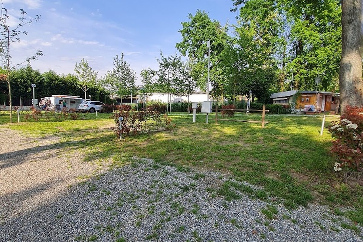 Camping Italia Lido campsite in Castelletto Sopra Ticino — photo 3