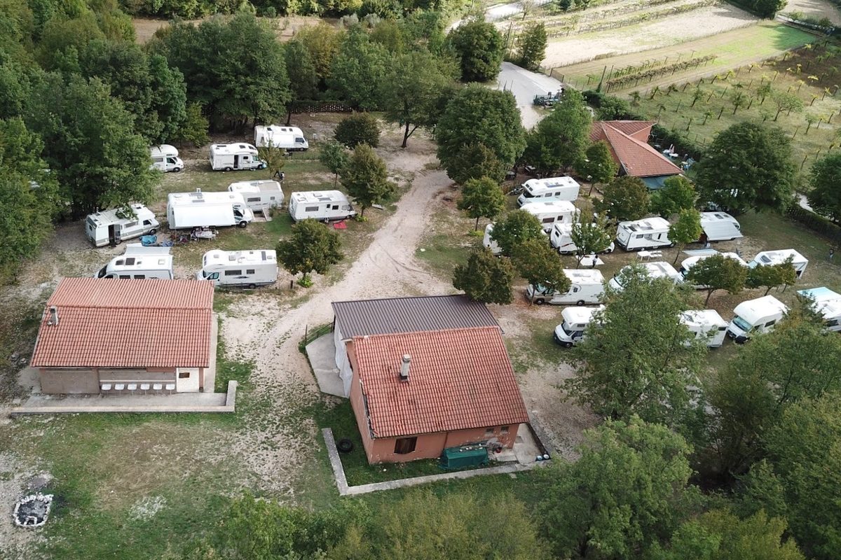 Camping Lo Schioppo campsite in La Grancia — photo 2