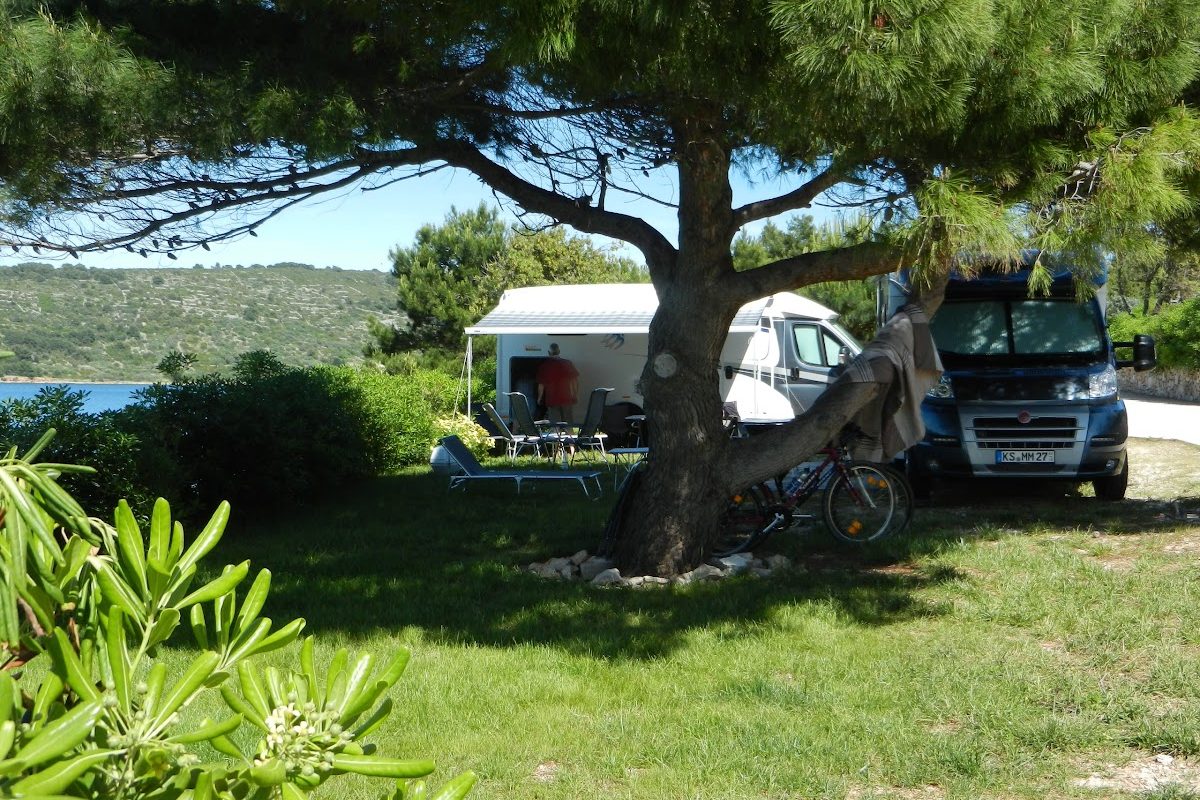 Camping Mandarino campsite in Soline — photo 2