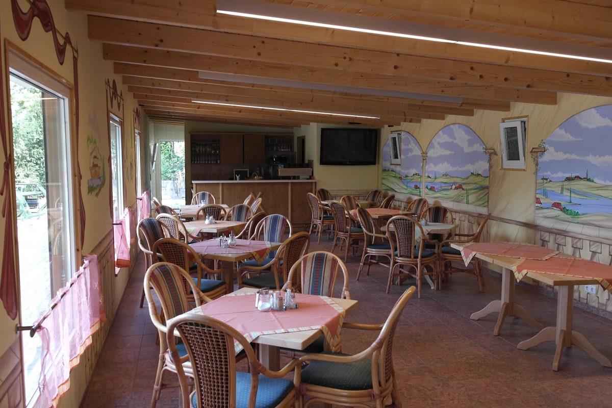 Camping Neumannshof campsite in Gössitz — photo 3