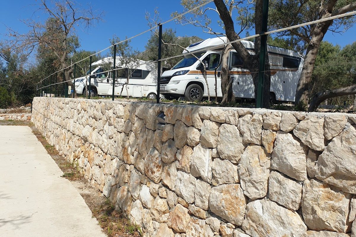 Photo of Camping Pod Maslinom