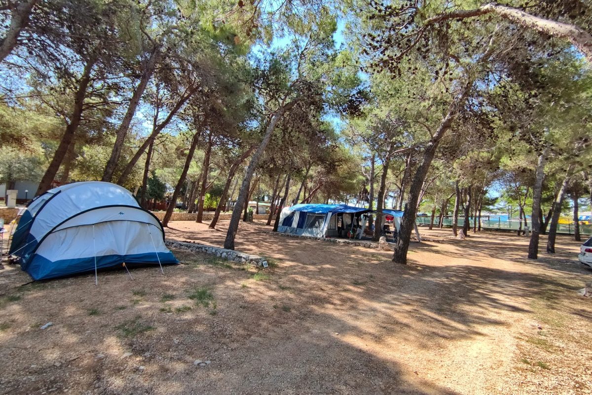 Camping Porat campsite in Povljana — photo 2
