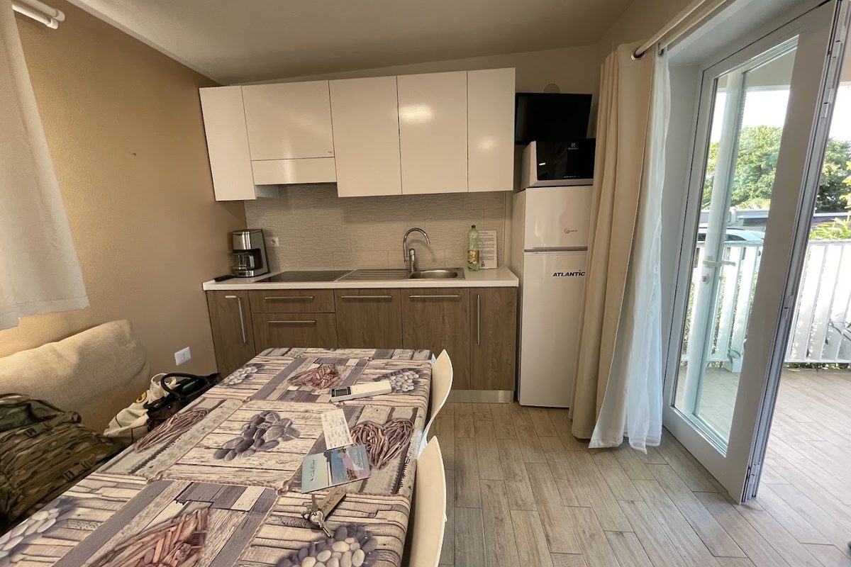 Camping Residence Onda Blu campsite in Manerba del Garda — photo 2
