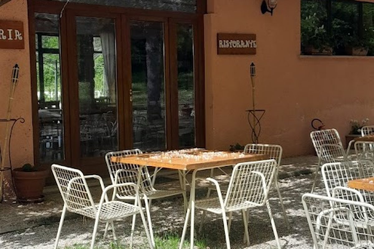 Camping Rio Verde campsite in Costacciaro — photo 3