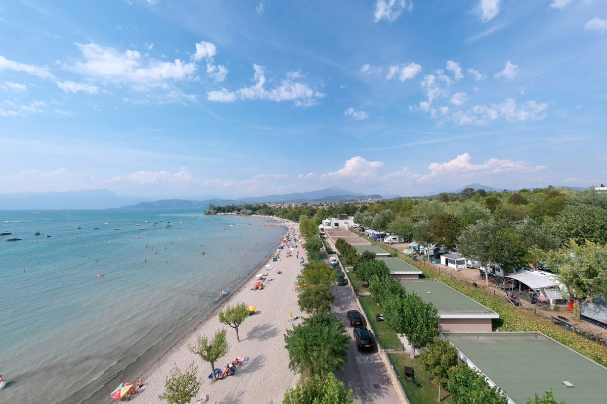 Camping Spiaggia d'Oro campsite in Lazise — photo 3