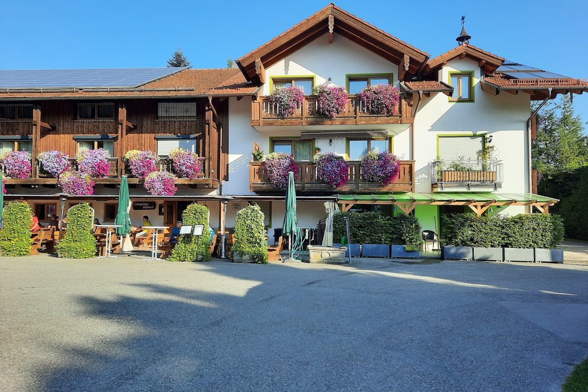 Camping Und Ferienhaus Hofbauer campsite in Prien am Chiemsee — photo 5