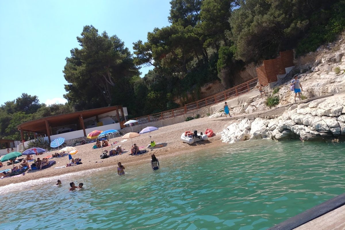 Camping Villaggio Baia Di Campi campsite in Vieste — photo 2