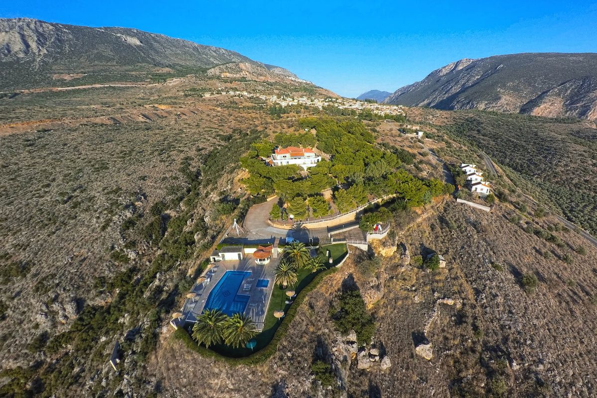 Chrissa Camping campsite in Delphi — photo 2