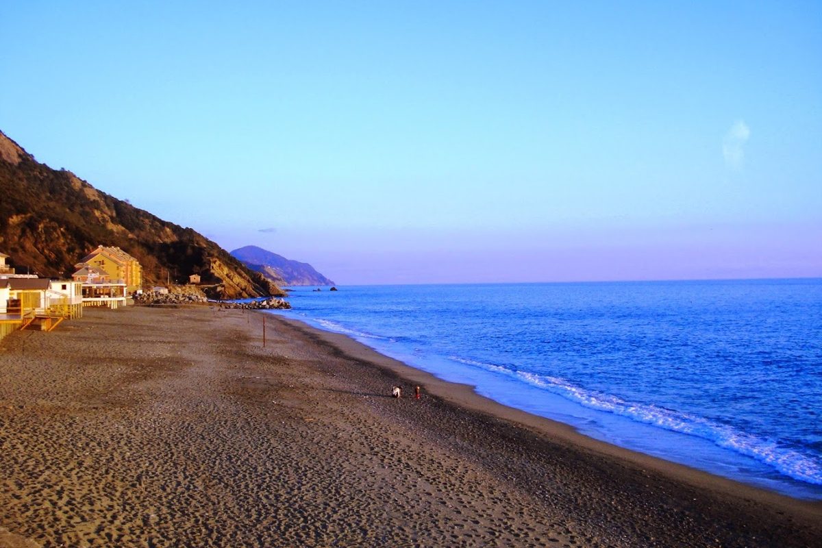 Glamping degli Ulivi campsite in Deiva Marina — photo 4