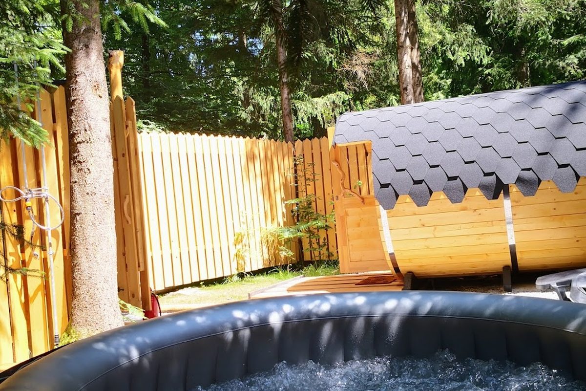 Glamping Forest Edge campsite in Radomlje — photo 2