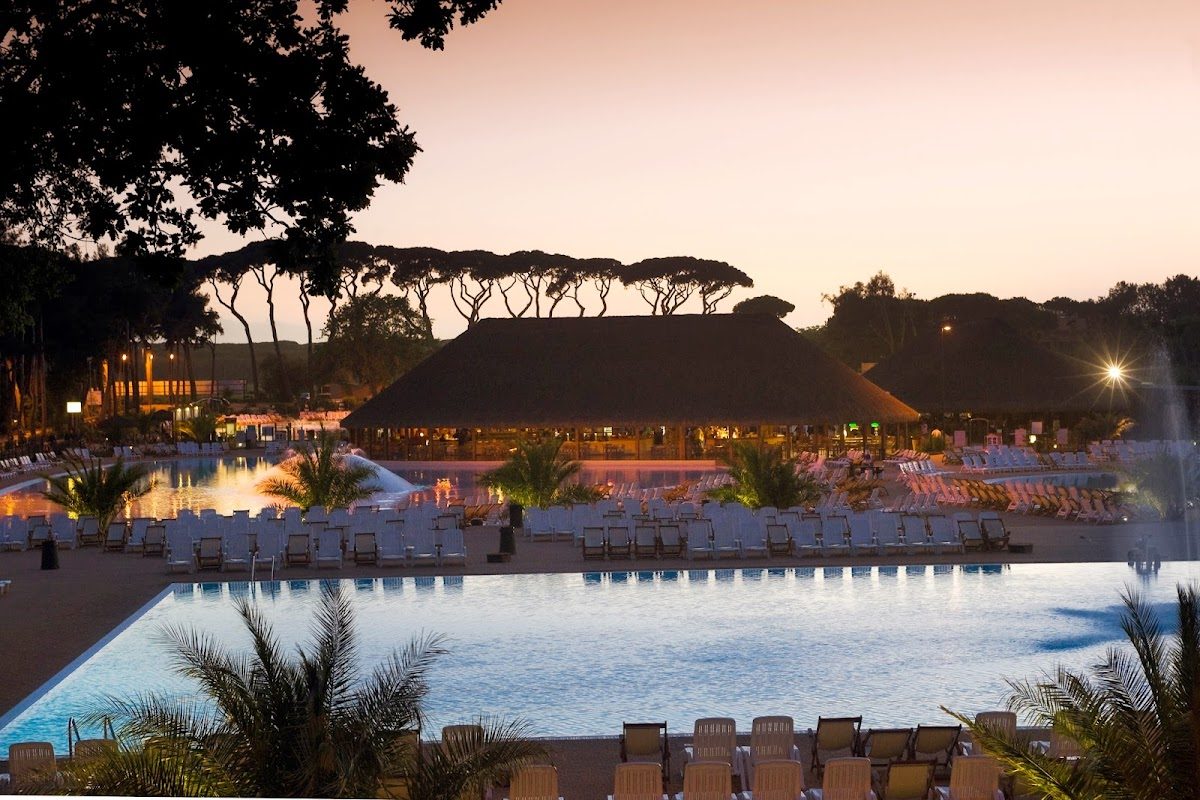 hu Park Albatros Village campsite in San Vincenzo — photo 2