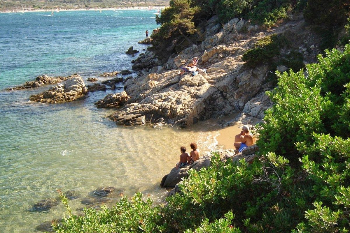 Isola dei Gabbiani - land of water campsite in Palau — photo 3