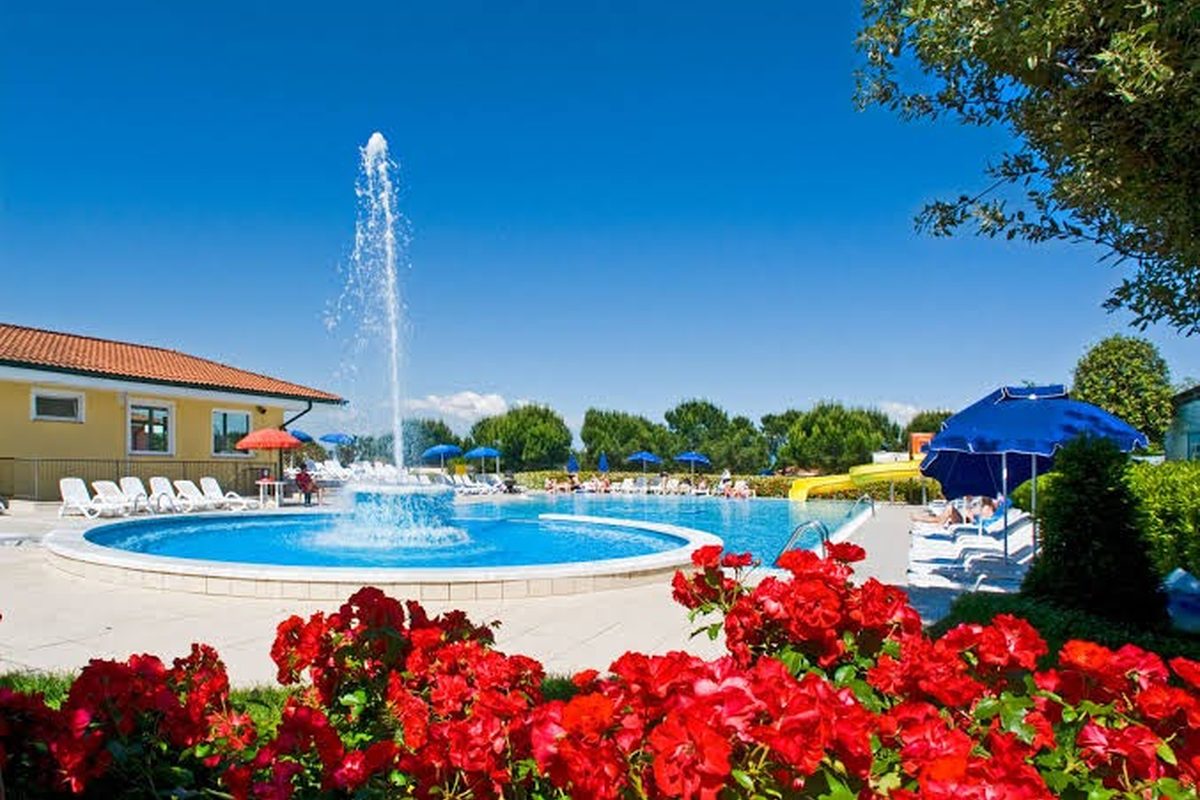 Le Palme Lazise Family Collection - Club del Sole campsite in Pacengo di Lazise — photo 5