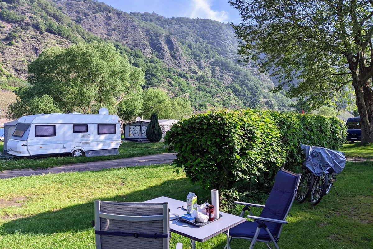 Mosel Camping Cochem campsite in Cond — photo 4