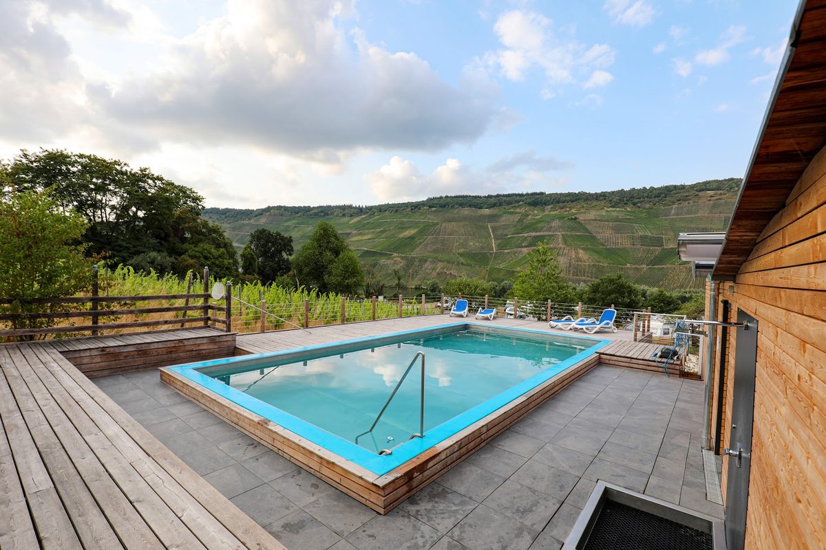 MoselCamping Bernkastel campsite in Bernkastel-Kues — photo 2