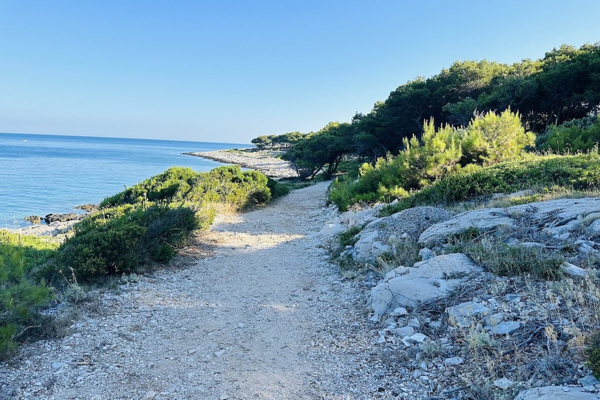Obonjan campsite in Zlarin — photo 5