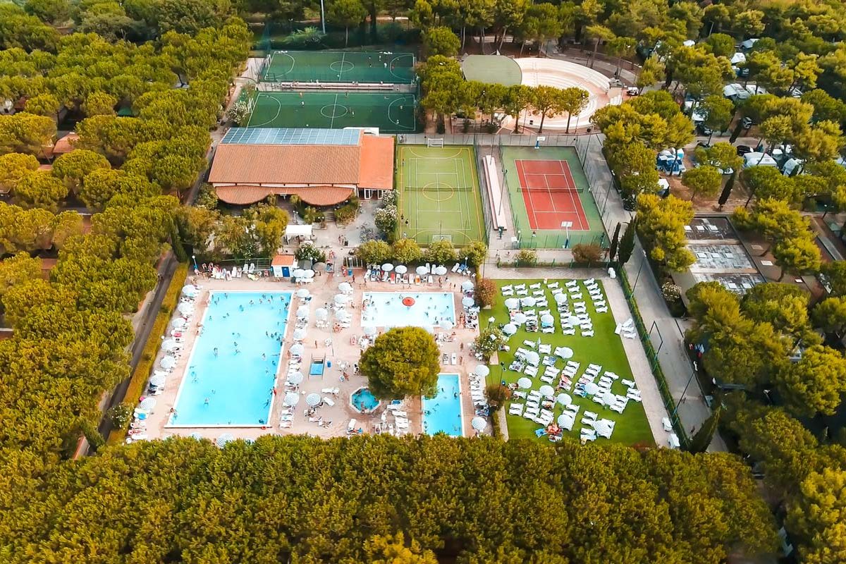 Salinello Camping Village campsite in Tortoreto Lido — photo 2