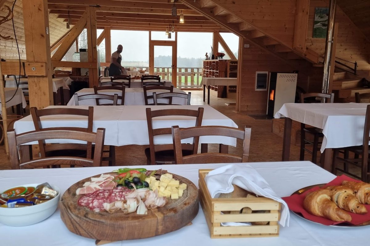 Slovenia Eco Resort campsite in Stahovica — photo 2