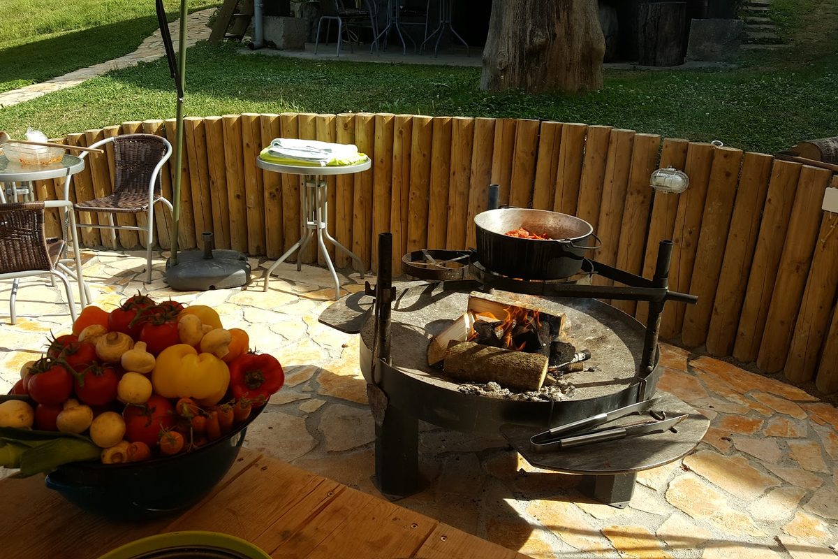 SretanWolf Glamping campsite in Bosiljevo — photo 3