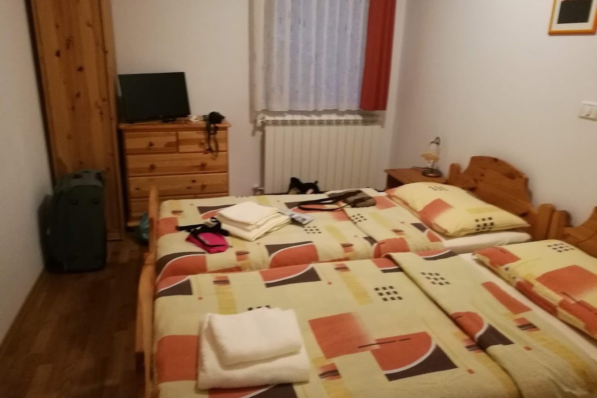 Tourist Farm Na Meji campsite in Pivka — photo 2