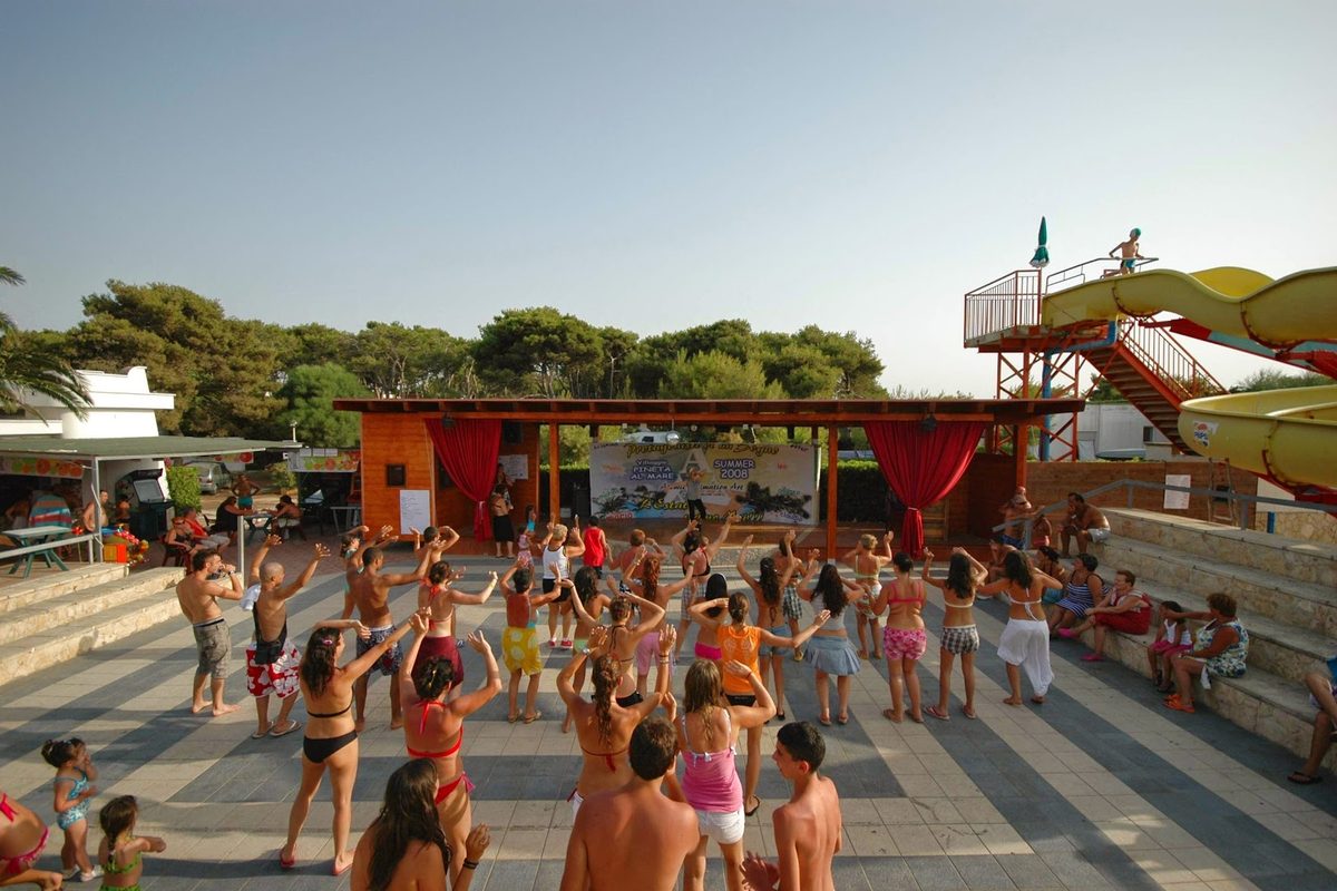 Villaggio Camping Pineta Al Mare campsite in Specchiolla — photo 3